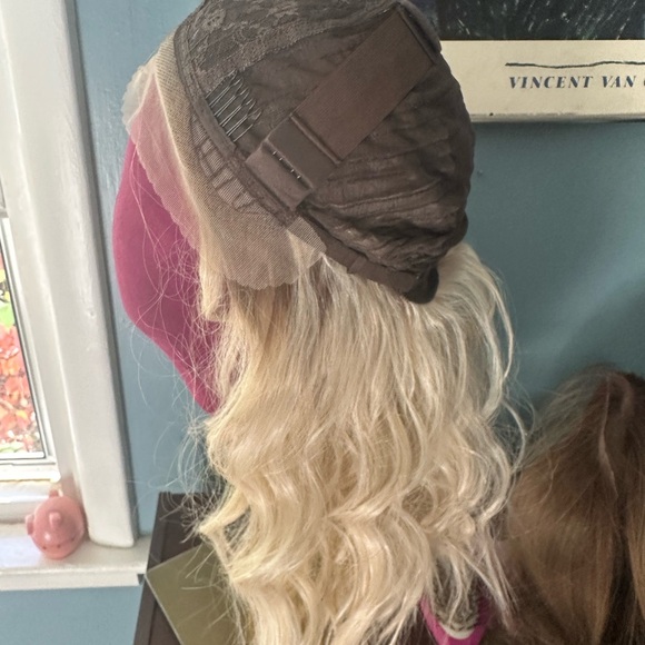 Chelsey Smith Cosmetics Addie - Picture 12 of 13